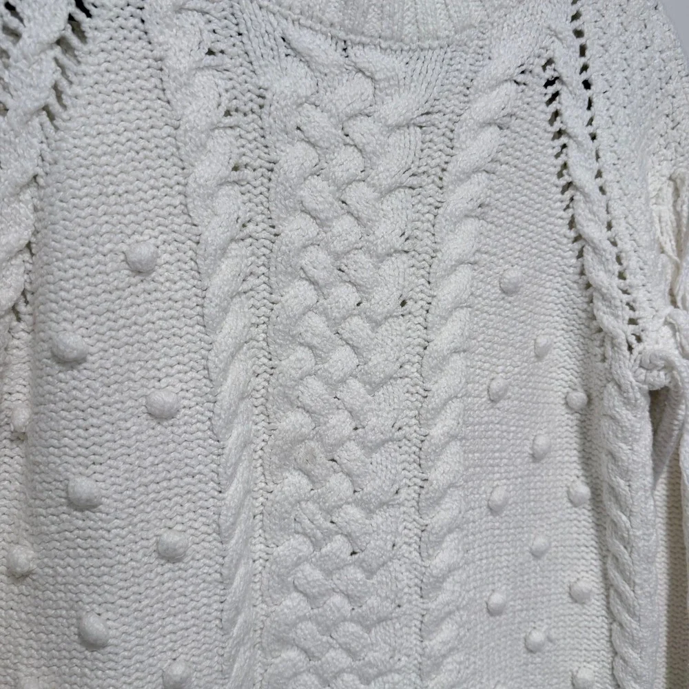 CUPCAKES AND CASHMERE‎ White Cable Knit Bobble Fringe Sweater M